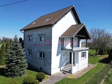 Dom w Zimnicach Wielkich, 8 pokoi, ogrzewanie olej/węgiel dom Zimnice Wielkie