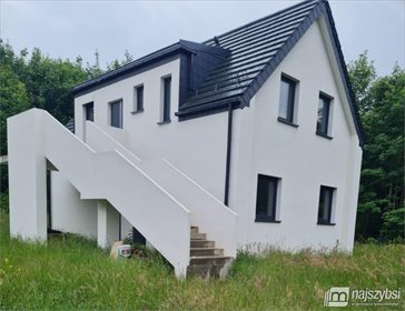 Dom z dwoma mieszkaniami 600 m od morza, garaż, 117 m2 dom Dziwnówek, Wrzosowo