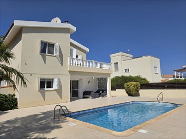 Do sprzedania przestronna villa 183 m² z prywatnym basenem w Sea Caves dom Sea Caves, Paphos