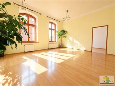 Klimatyczne 2-pokojowe mieszkanie w kamienicy, 47,3 m² mieszkanie Świdnica