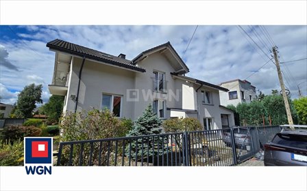 Polecam dom 260 m² z 2 niezależnymi mieszkaniami w Ustroniu dom Ustroń, centrum