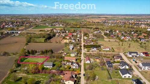 Działka 1296 m² pod dom w Skowarczu - zapraszam działka Skowarcz