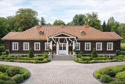 Unikalny dwór z XIX wieku nad Wkrą z projektem rozbudowy działka Wkra