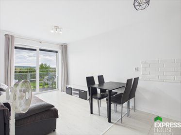 Urokliwe 31 m² z balkonem i widokiem na Góry Chełmskie mieszkanie Sianów, Tylna