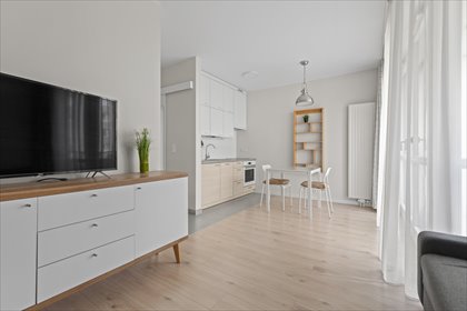 Stylowa kawalerka 25 m² z loggią, pełne wyposażenie mieszkanie Warszawa, Praga-Południe, Lubomira