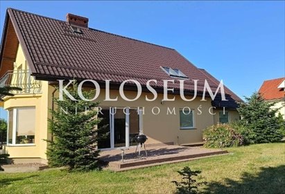 dom na sprzedaż Sierakowice 200 m2