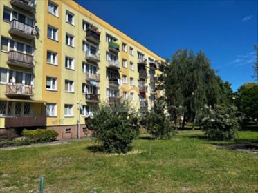 Przestronne 4-pokojowe mieszkanie z balkonem i piwnicą mieszkanie Legionowo, Zegrzyńska