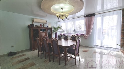 Przestronny dom z garażem, solary i klimatyzacja dom Świdnik