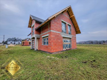 Dom w stanie surowym z garażem i dużą działką dom Aleksandria Druga