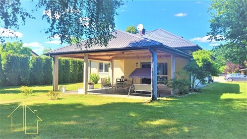 Dom 220 m² w Tłuszczu (z sauną, klimatyzacją i ogrodem) dom Tłuszcz, Zawilcowa