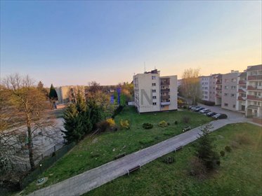 Dwupokojowe mieszkanie z balkonem, piwnicą i parkingiem mieszkanie Czernica, Wojska Polskiego