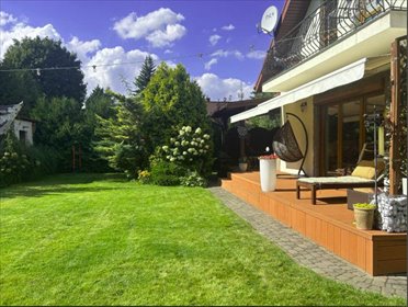 Do sprzedania przestronny dom 150 m² w Konstancinie-Jeziornie dom Konstancin-Jeziorna