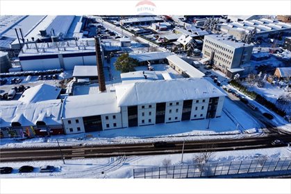 Magazyn na sprzedaż Skoczów 2 698m2 Foto 1