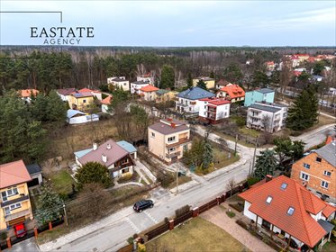 Przestronny dom z garażem - 658 m² działki w Zielonce dom Zielonka, Saperów