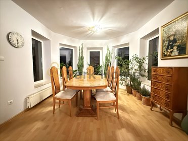 Przestronny dom z ogrodem i fotowoltaiką w Psarskim dom Psarskie