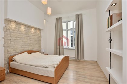 Sprzedam przestronne 2-pokojowe mieszkanie 66 m² w Rzeszowie mieszkanie Rzeszów, Śródmieście, Artura Grottgera