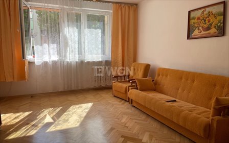 Mieszkanie trzypokojowe na sprzedaż Wieluń, Os Armii Krajowej 58m2 Foto 2
