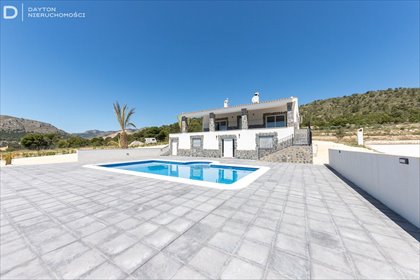 Nowoczesna villa 180 m² z basenem i opcją personalizacji - polecam! dom La Romana