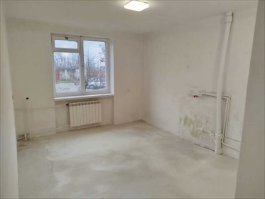 Funkcjonalne 36 m² bezczynszowe z piwnicą w Mydłowie mieszkanie Opatów